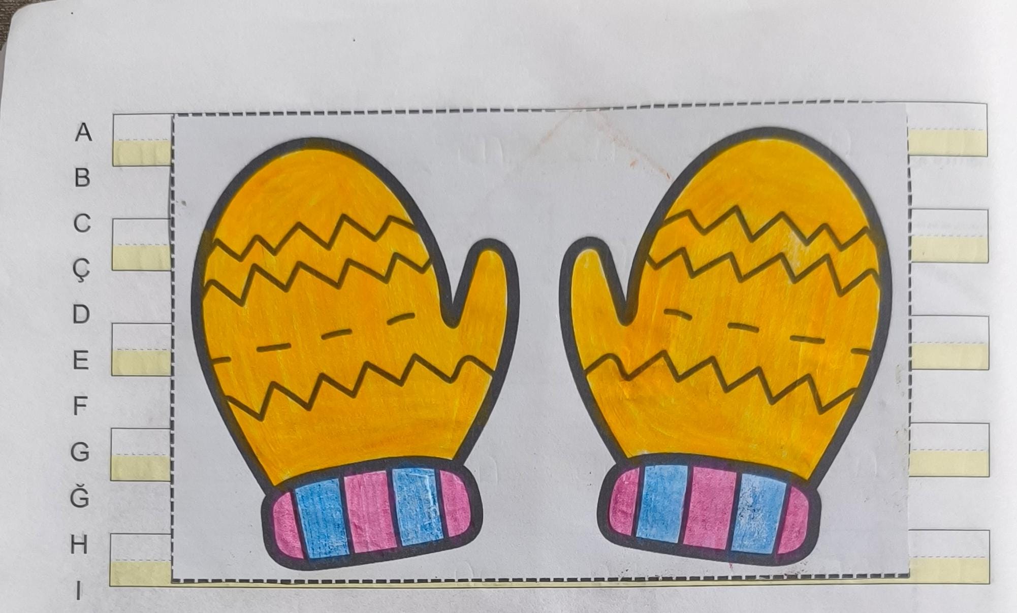 E Sesi Eldiven Boyama Defter Çalışması