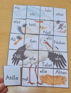 l-sesi-yapboz-leylek-ailesi