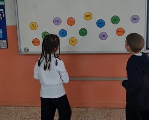 t-sesi-okuma-oyunu-sablonlari-yuvarlak